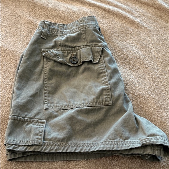 Forever 21 brown cargo shorts junior L - Picture 5 of 5